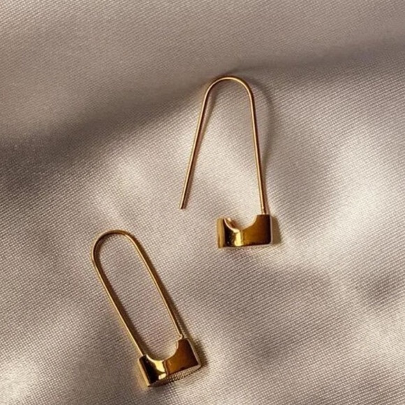 Gold plated Safety Pin Earrings - Picture 2 of 3